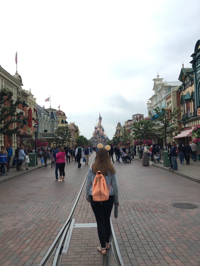 Disneyland-Paris-Castle-Mickey-Ears-Disney-Blogger-Sleeping-Beautys-Castle-Main-Street-USA